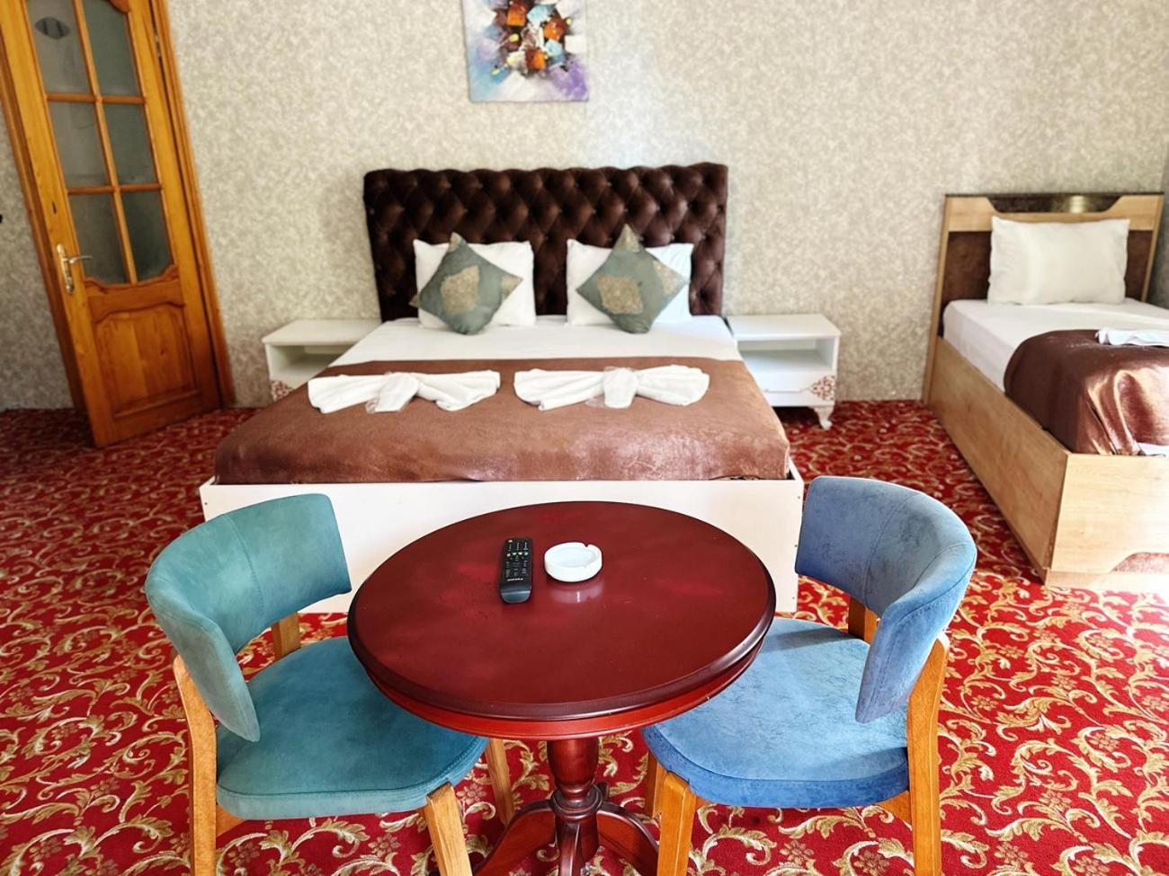 Avi Hotel Baku Eksteriør bilde