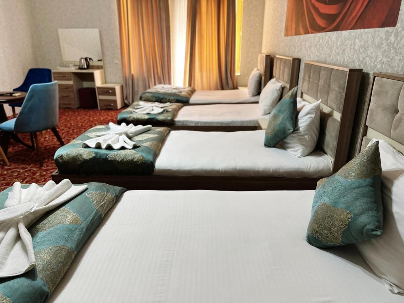 Avi Hotel Baku Eksteriør bilde