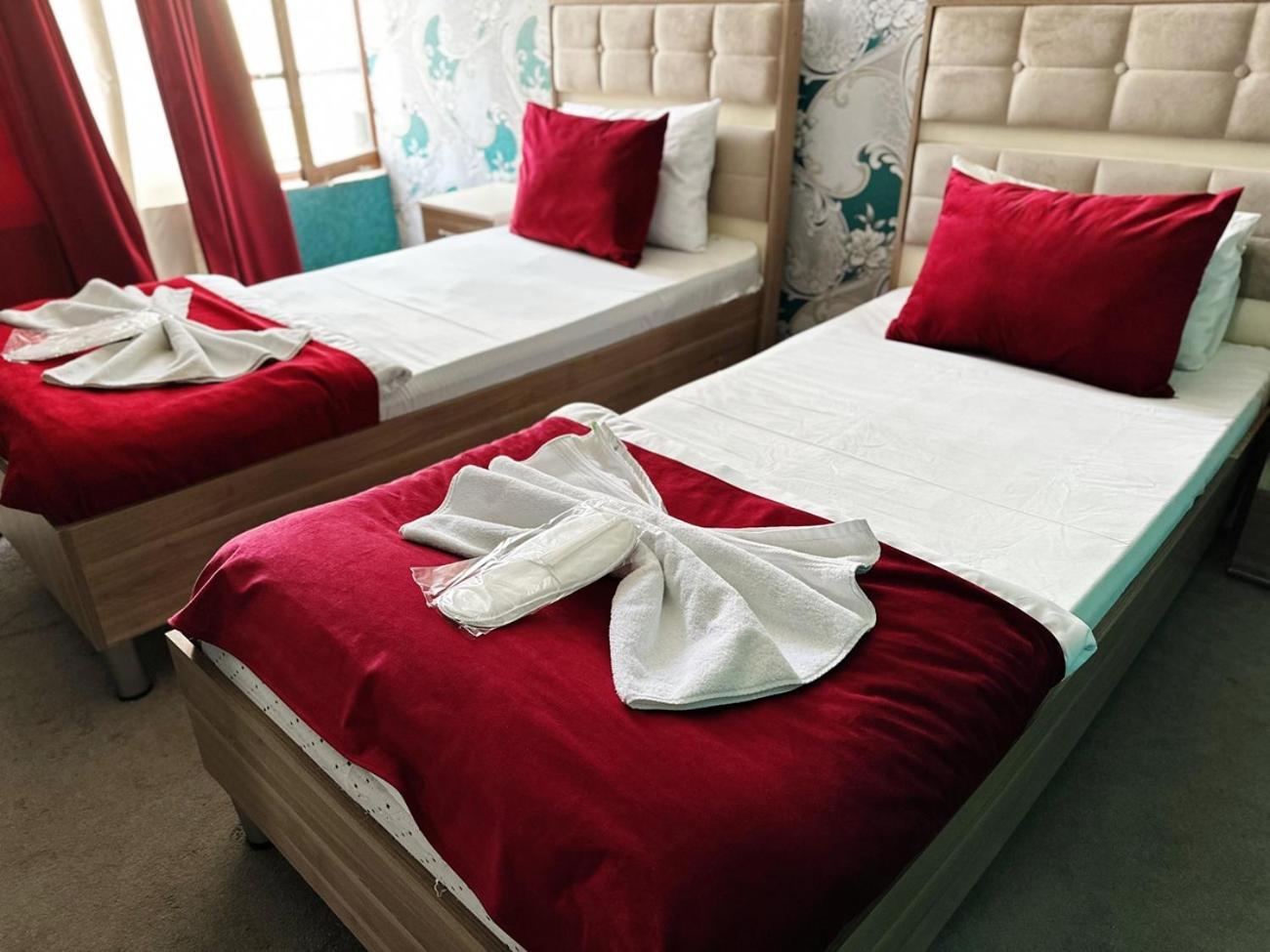 Avi Hotel Baku Eksteriør bilde