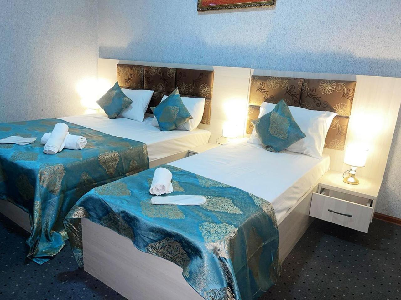 Avi Hotel Baku Eksteriør bilde