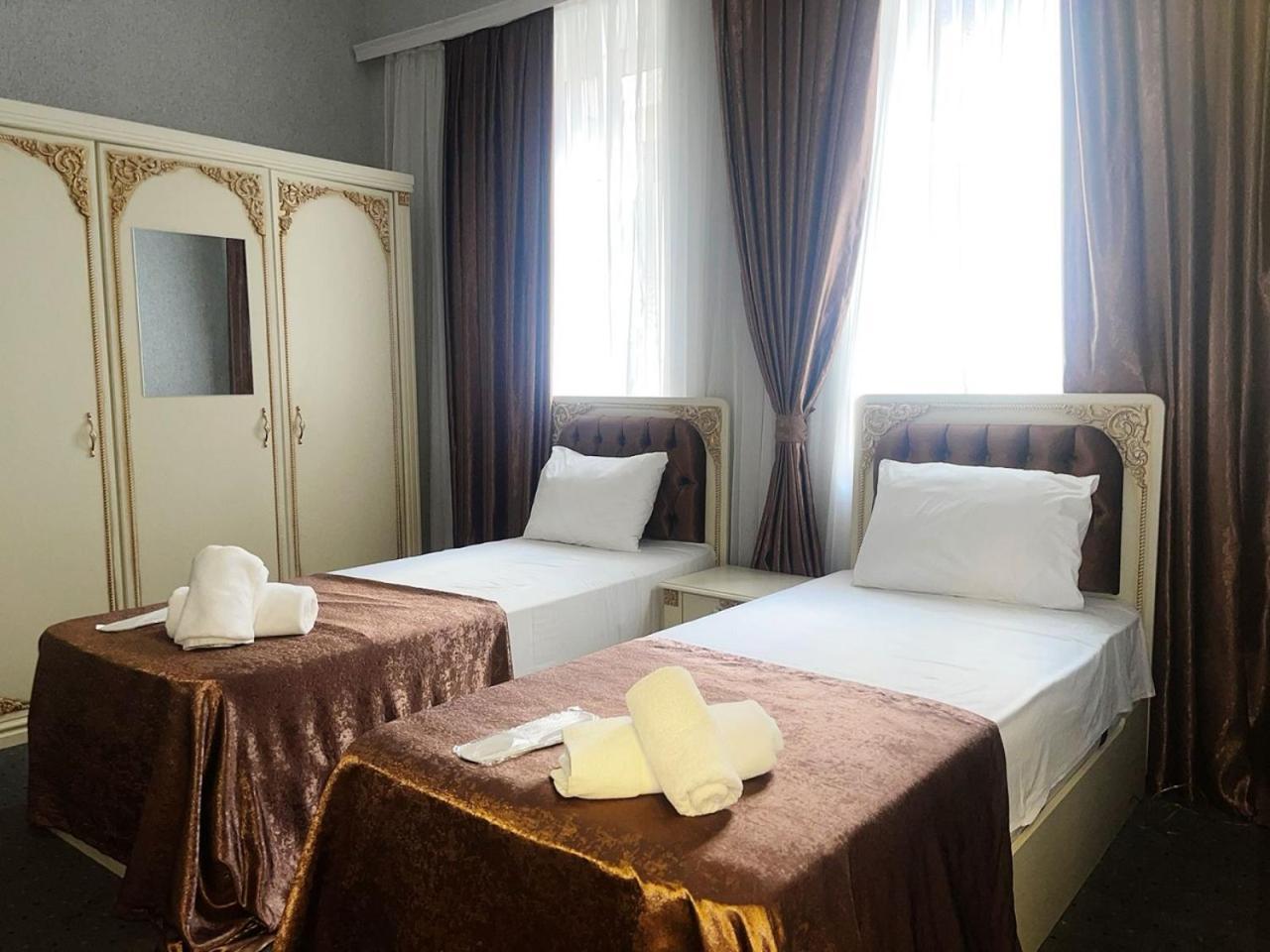 Avi Hotel Baku Eksteriør bilde