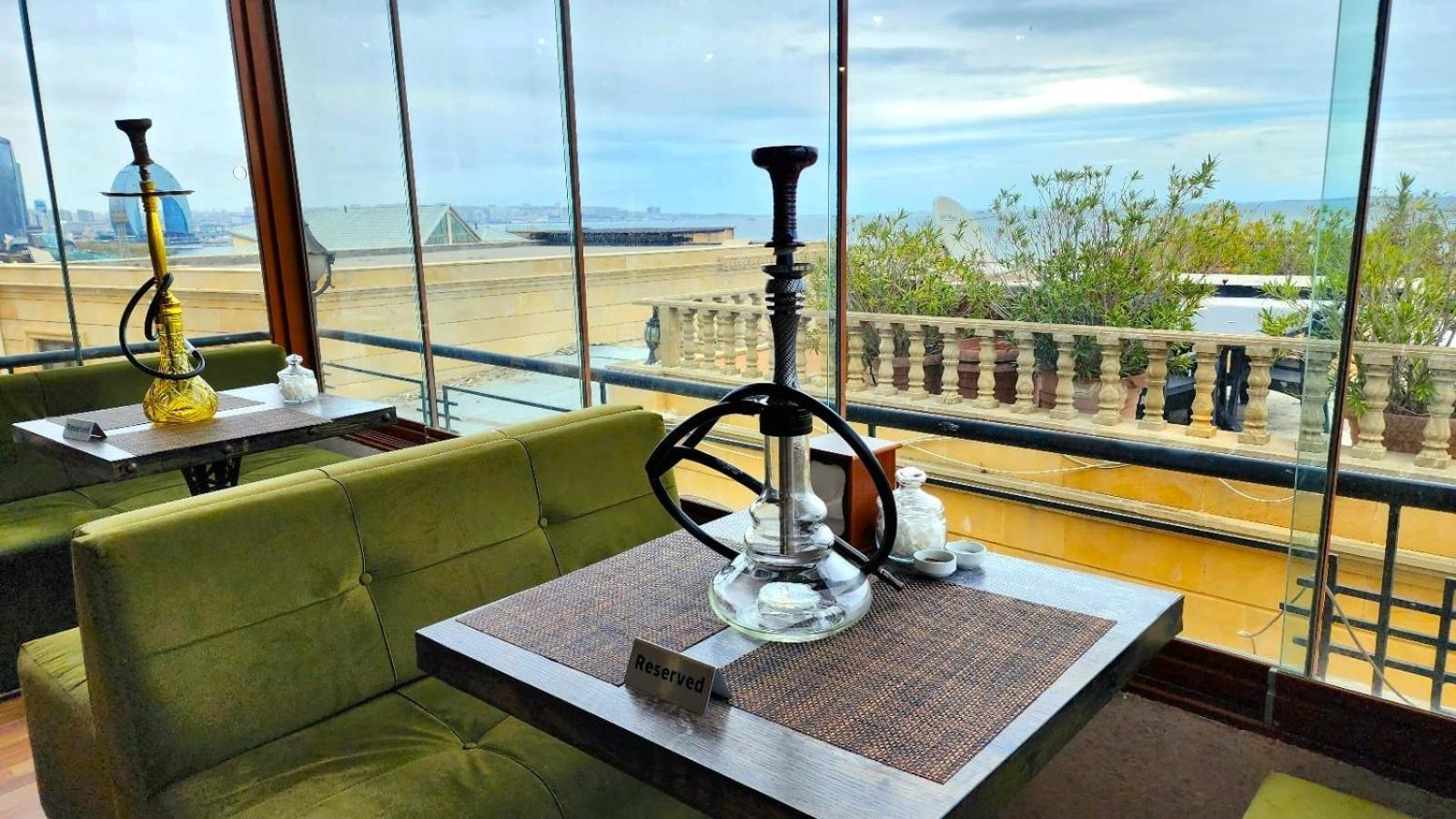 Avi Hotel Baku Eksteriør bilde